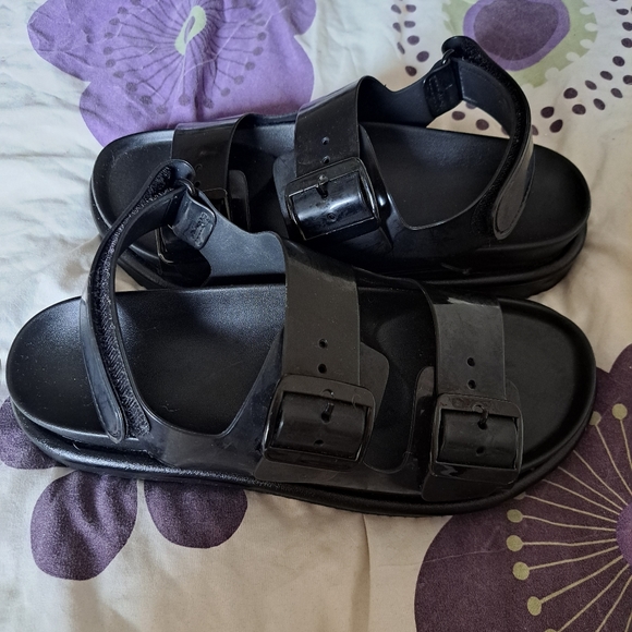 H&M Chunky Sandles - Picture 2 of 4